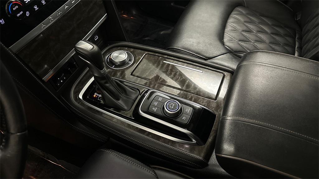 used 2024 Nissan Armada car, priced at $53,998