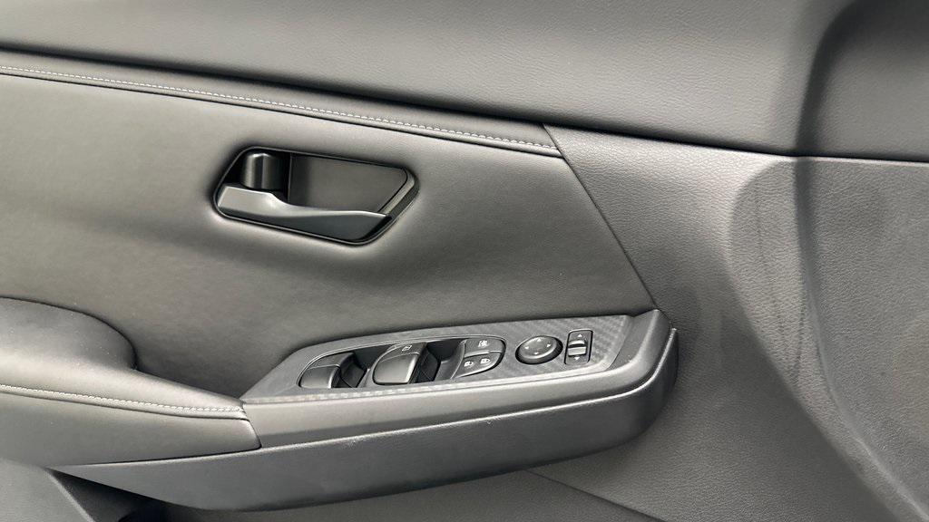 new 2025 Nissan Sentra car, priced at $22,285