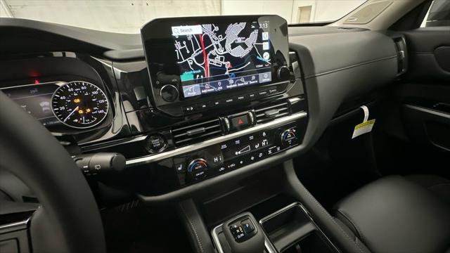 new 2025 Nissan Pathfinder car, priced at $40,785