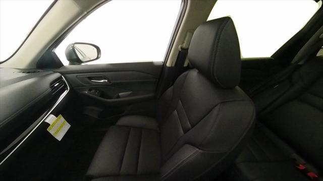 new 2025 Nissan Rogue car, priced at $42,625