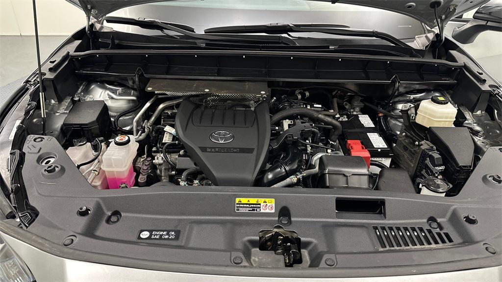 used 2023 Toyota Highlander car, priced at $40,786
