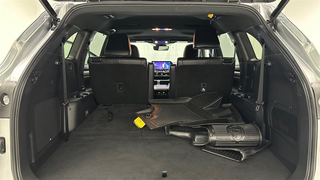 used 2023 Toyota Highlander car, priced at $40,786