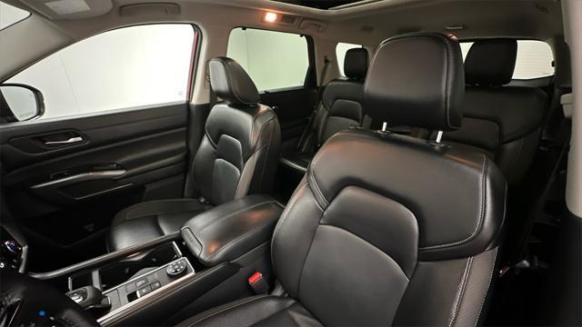 used 2022 Nissan Pathfinder car, priced at $29,998
