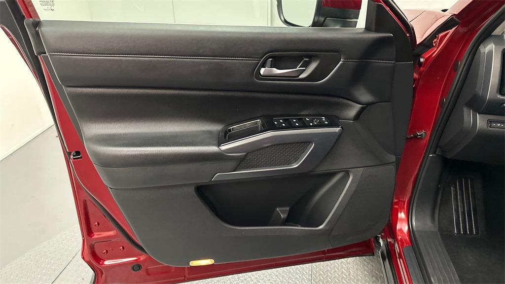 used 2022 Nissan Pathfinder car, priced at $29,998