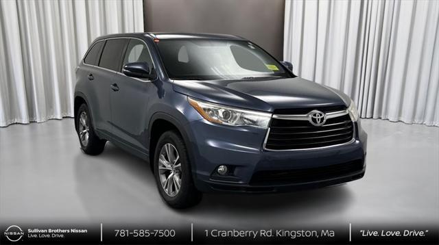 used 2016 Toyota Highlander car, priced at $22,886