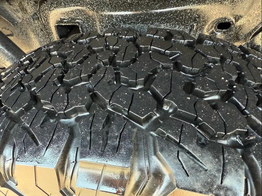 used 2023 Jeep Gladiator car, priced at $37,000