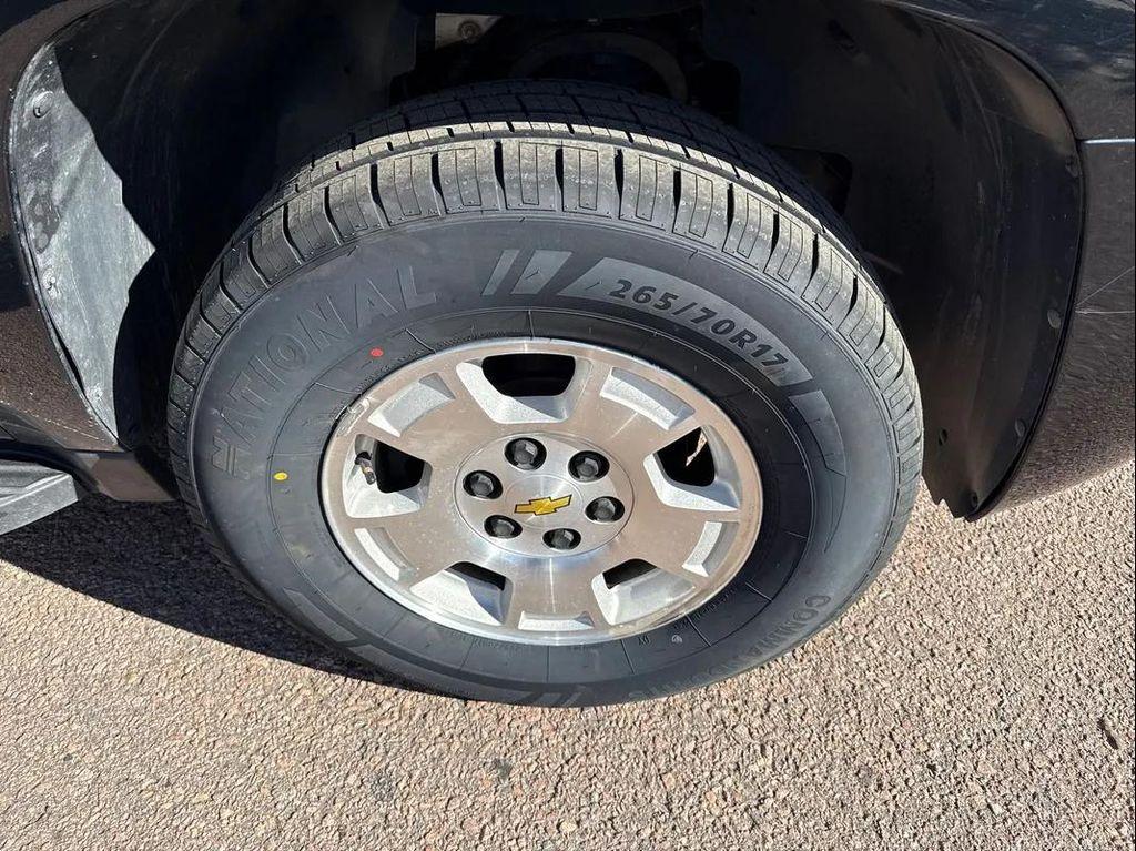 used 2014 Chevrolet Suburban car, priced at $17,995