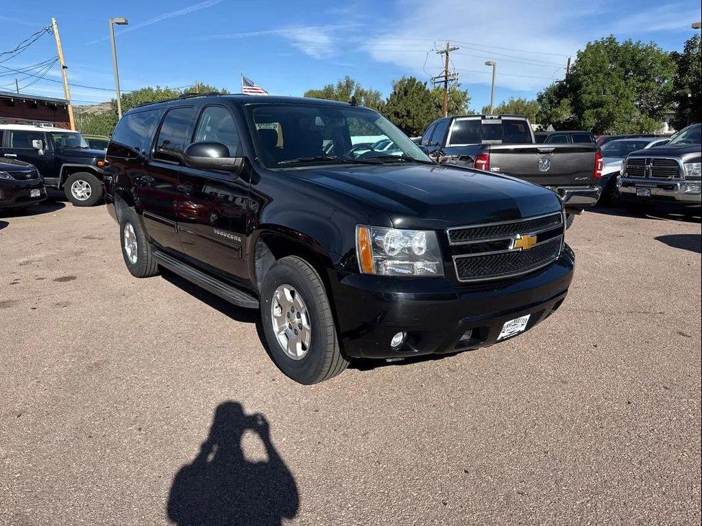 used 2014 Chevrolet Suburban car, priced at $17,995