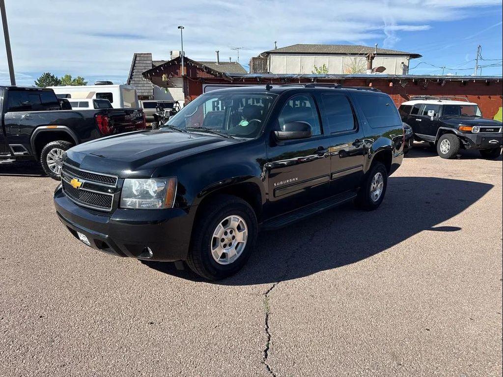 used 2014 Chevrolet Suburban car, priced at $17,995