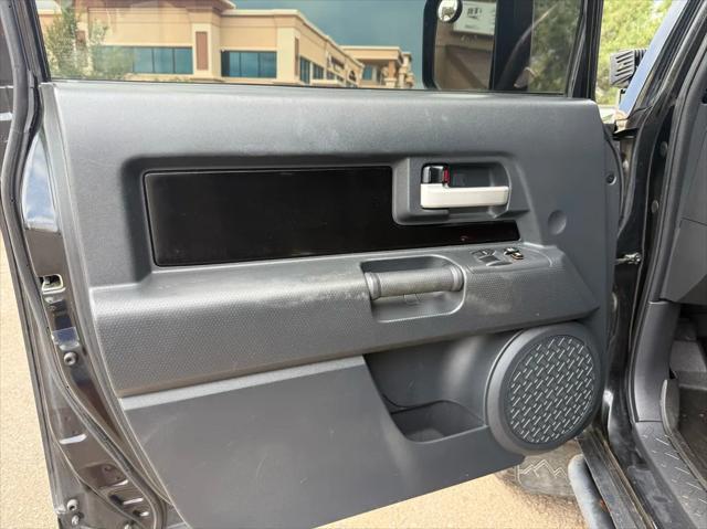 used 2008 Toyota FJ Cruiser car, priced at $15,995