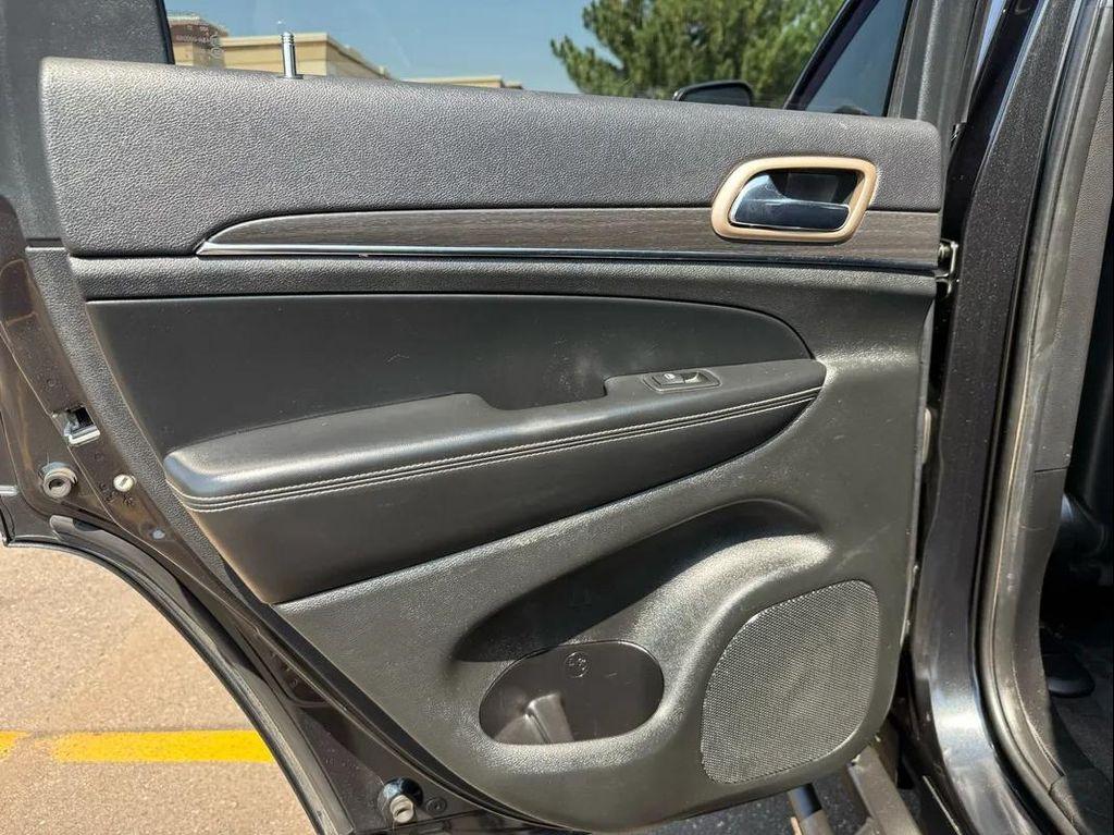 used 2015 Jeep Grand Cherokee car, priced at $11,995