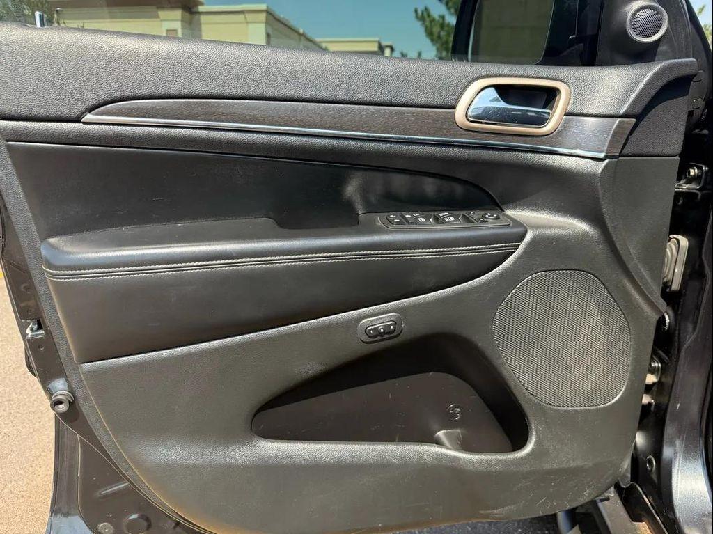 used 2015 Jeep Grand Cherokee car, priced at $11,995