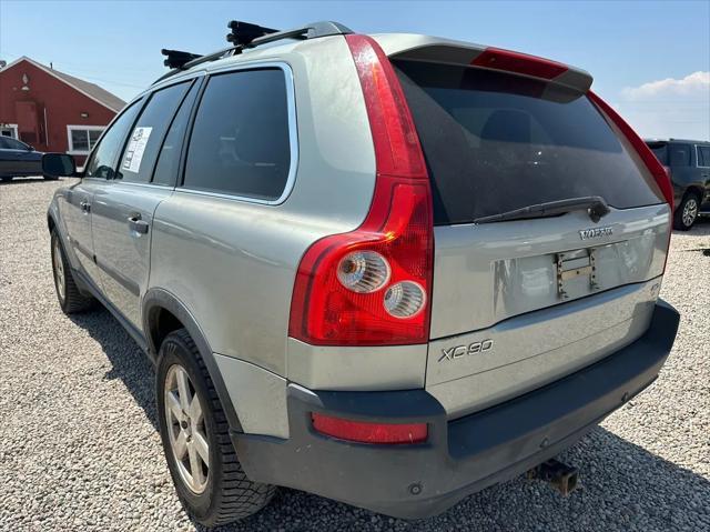 used 2005 Volvo XC90 car, priced at $3,500