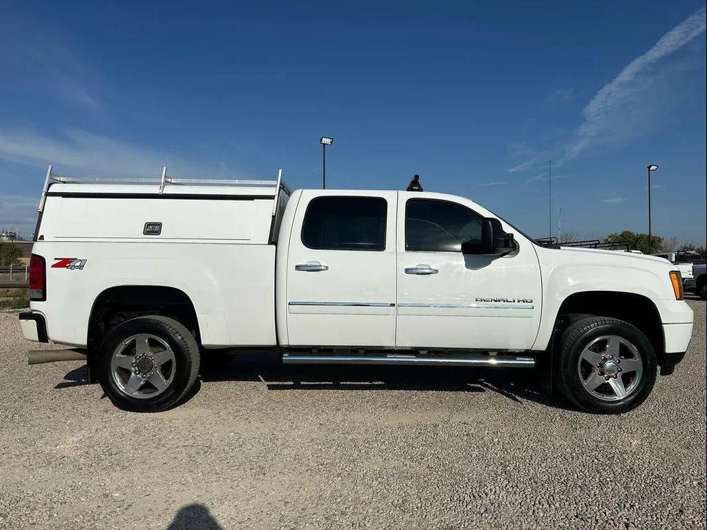 used 2011 GMC Sierra 2500 car, priced at $26,400