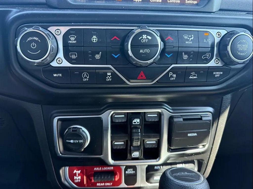 used 2022 Jeep Gladiator car, priced at $35,800