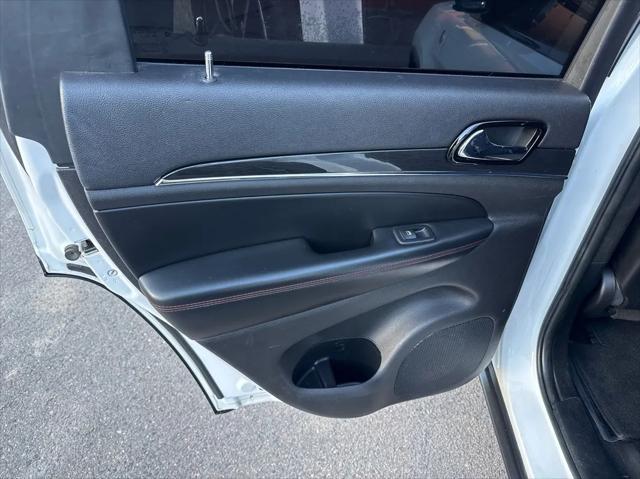 used 2020 Jeep Grand Cherokee car, priced at $26,150