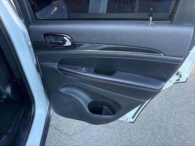 used 2020 Jeep Grand Cherokee car, priced at $26,150