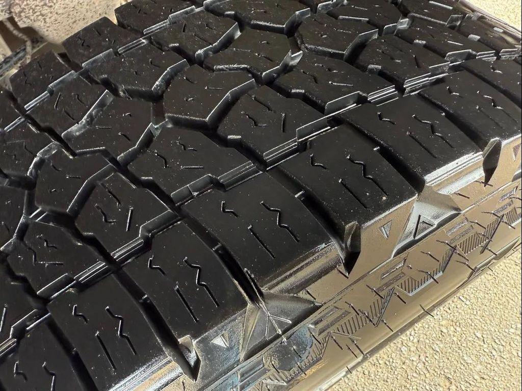 used 2015 Chevrolet Silverado 2500 car, priced at $27,988