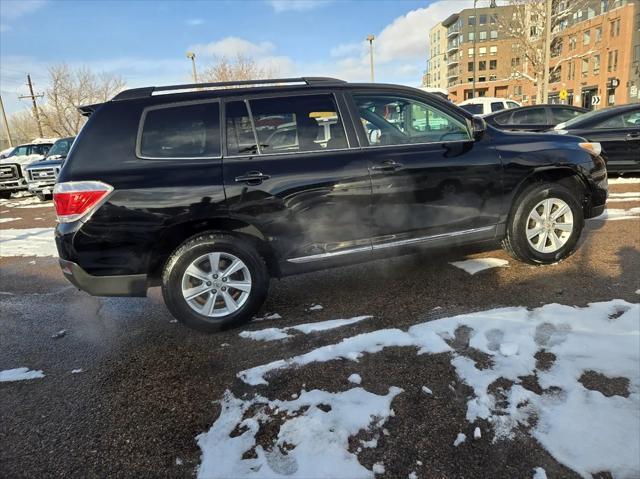 used 2011 Toyota Highlander car, priced at $13,750