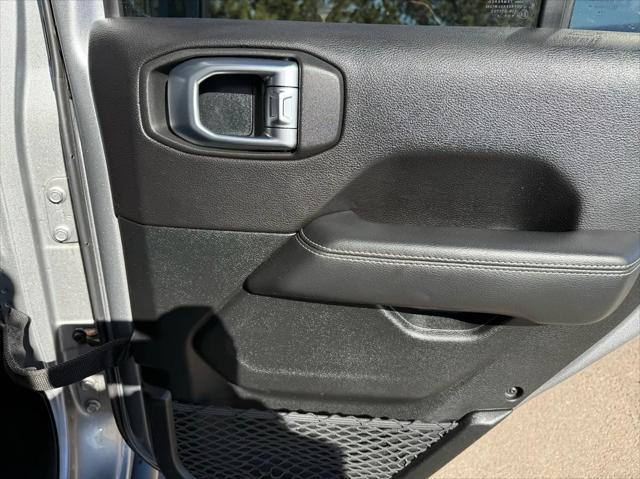 used 2020 Jeep Gladiator car, priced at $28,300