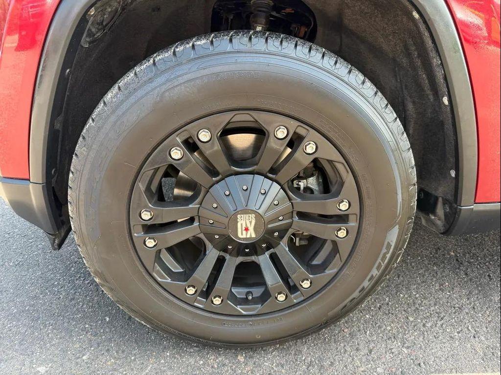 used 2012 Jeep Grand Cherokee car, priced at $12,995