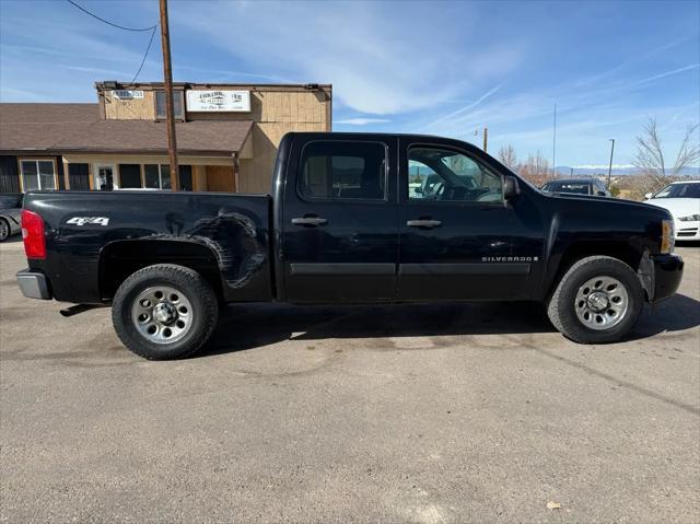 used 2007 Chevrolet Silverado 1500 car, priced at $11,998