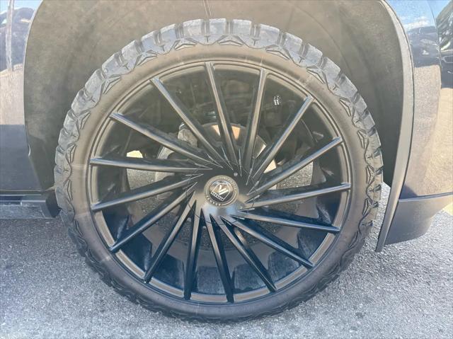 used 2018 Cadillac Escalade car, priced at $24,998
