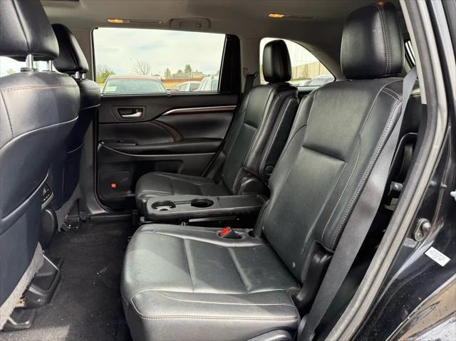 used 2016 Toyota Highlander car, priced at $18,988