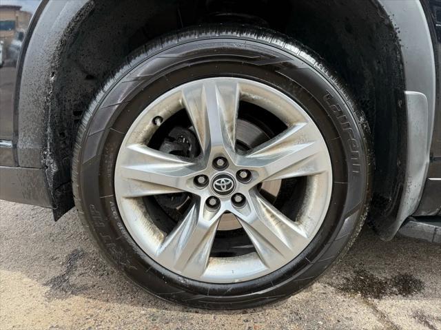 used 2016 Toyota Highlander car, priced at $18,988