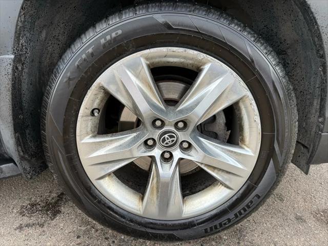 used 2016 Toyota Highlander car, priced at $18,988