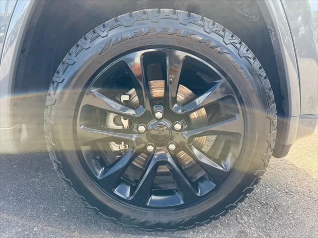 used 2021 Jeep Grand Cherokee car, priced at $24,998