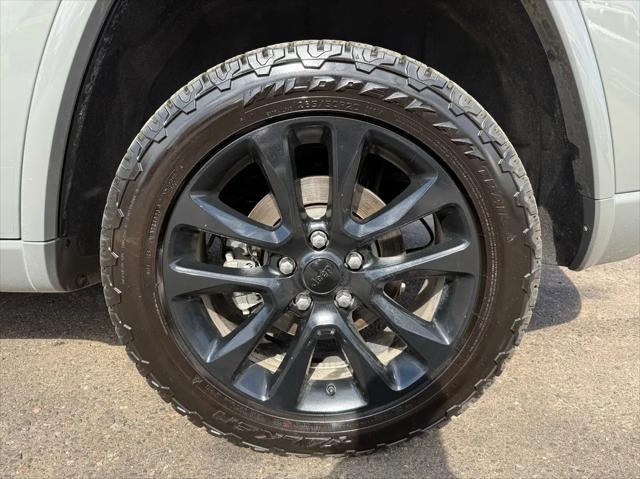 used 2021 Jeep Grand Cherokee car, priced at $24,998