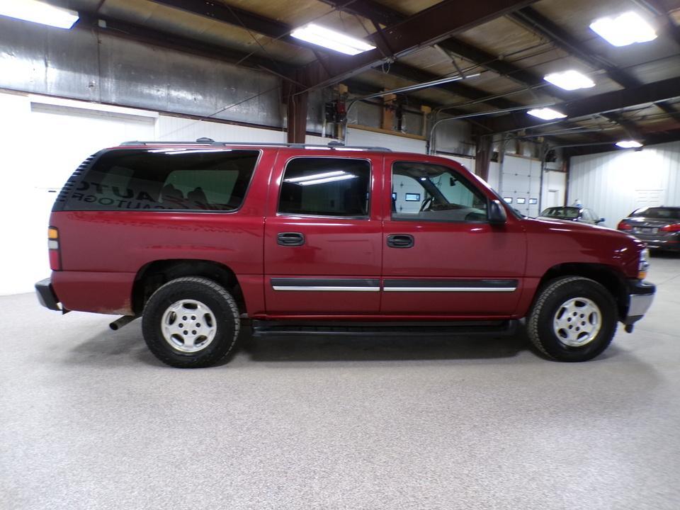 used 2005 Chevrolet Suburban car, priced at $5,995