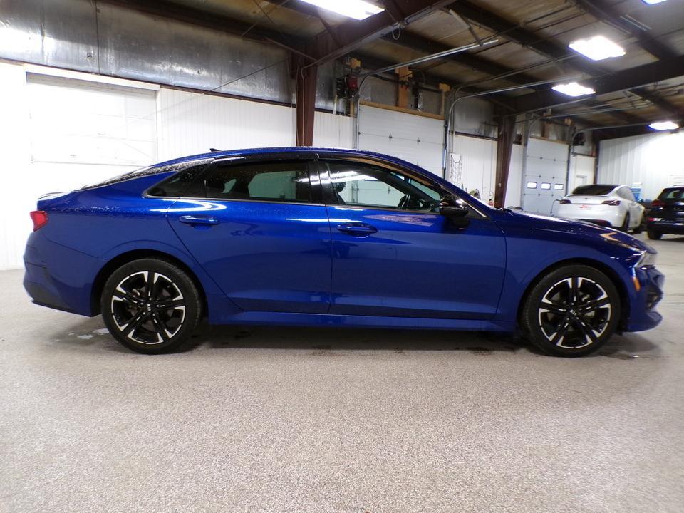used 2021 Kia K5 car