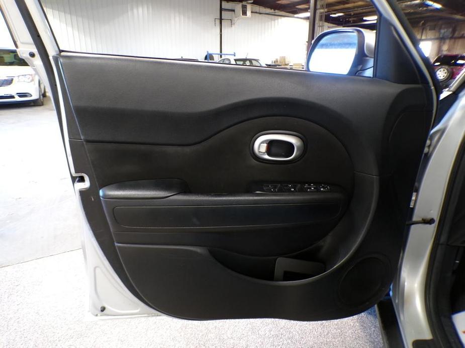 used 2015 Kia Soul car, priced at $7,995