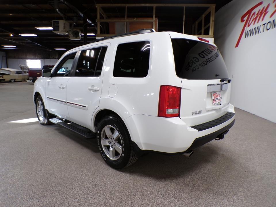 used 2009 Honda Pilot car, priced at $7,995