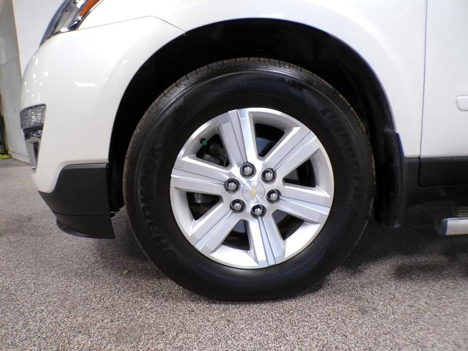 used 2014 Chevrolet Traverse car, priced at $10,995