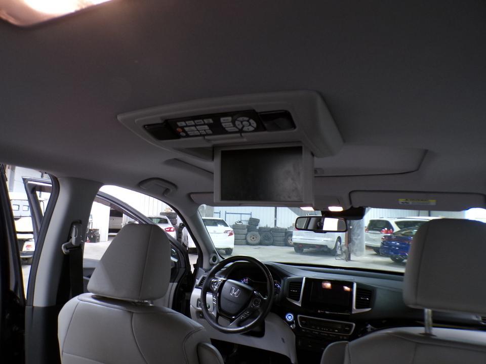 used 2016 Honda Pilot car