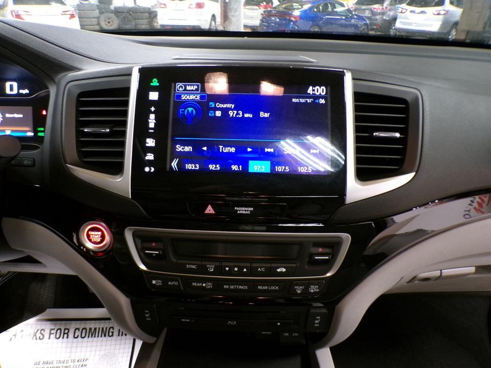 used 2016 Honda Pilot car