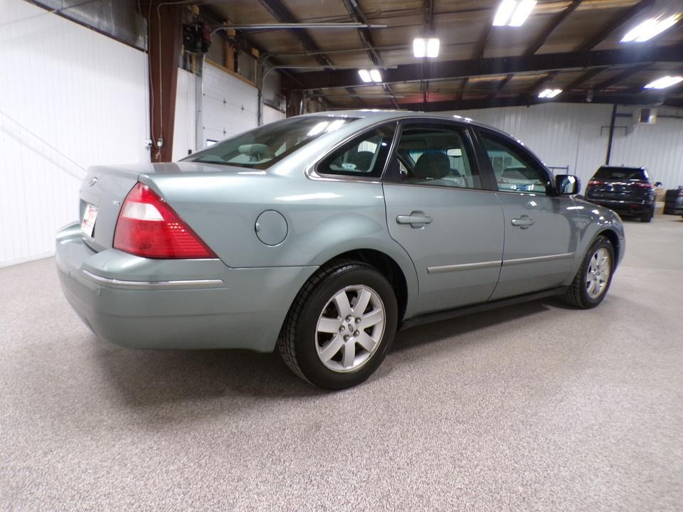 used 2005 Ford Five Hundred car, priced at $6,995