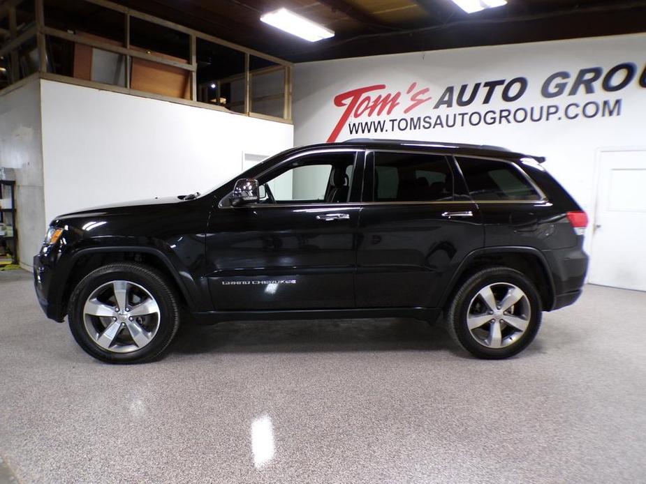 used 2016 Jeep Grand Cherokee car, priced at $15,995