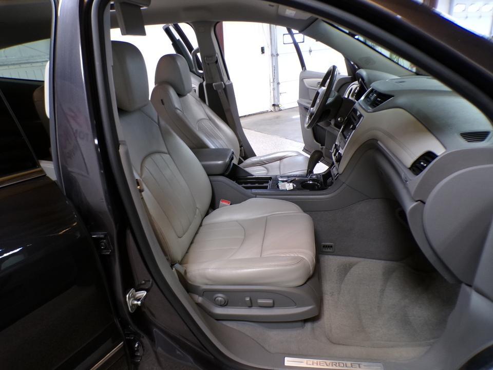 used 2015 Chevrolet Traverse car, priced at $10,995