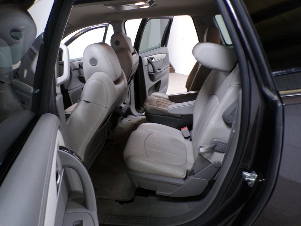 used 2015 Chevrolet Traverse car, priced at $10,995