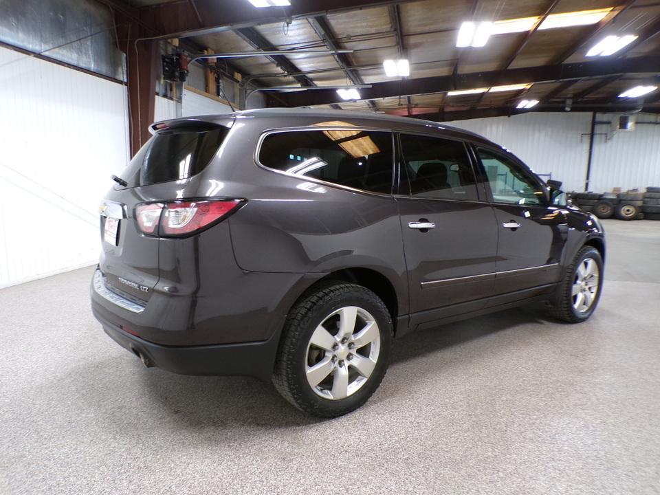 used 2015 Chevrolet Traverse car, priced at $10,995