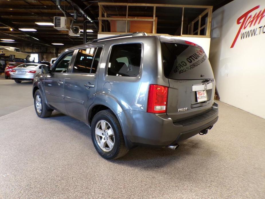 used 2011 Honda Pilot car, priced at $8,995