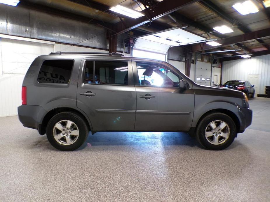 used 2011 Honda Pilot car, priced at $8,995