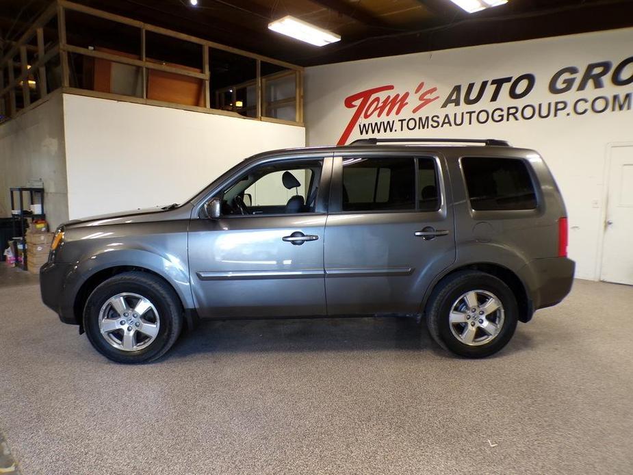 used 2011 Honda Pilot car, priced at $8,995