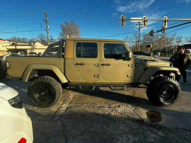 used 2020 Jeep Gladiator car, priced at $35,881