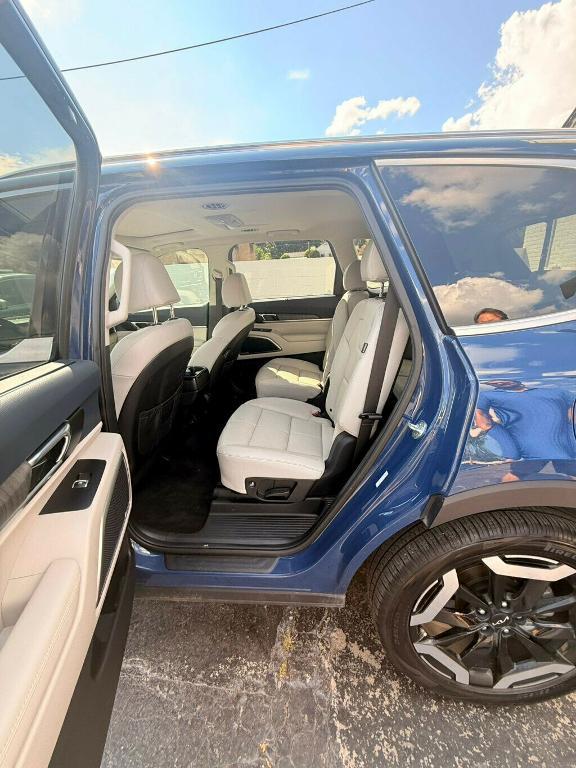 used 2023 Kia Telluride car, priced at $33,881