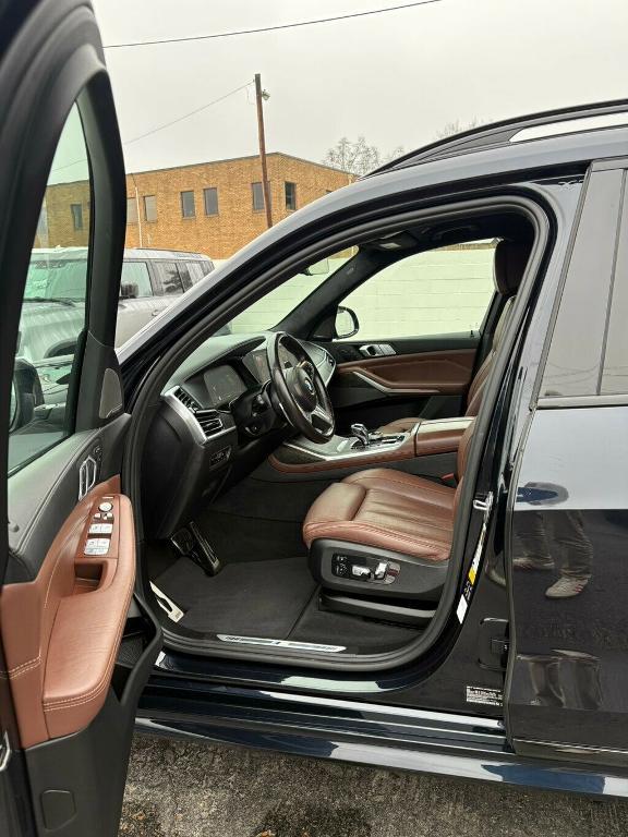 used 2021 BMW X7 car, priced at $42,881